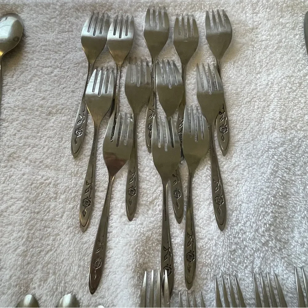 Vintage Oneida Community Stainless My Rose Collection Serving and Flatware